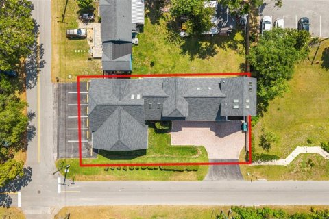 House in Ocala, Florida 5 bedrooms, 571.53 sq.m. № 2420270 - photo 5