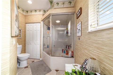 House in Ocala, Florida 5 bedrooms, 571.53 sq.m. № 2420270 - photo 30