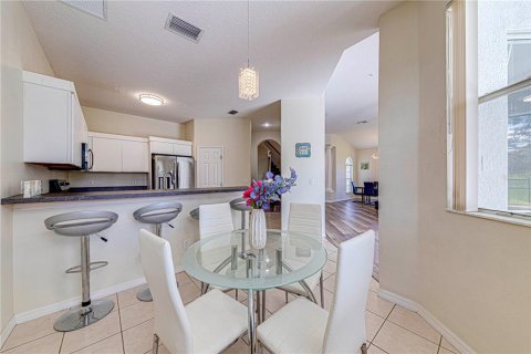 Casa en alquiler en Davenport, Florida, 6 dormitorios, 263.38 m2 № 1917359 - foto 15