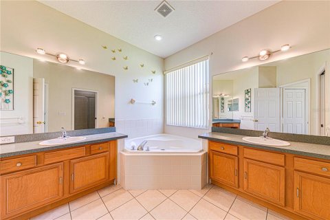 Casa en alquiler en Davenport, Florida, 6 dormitorios, 263.38 m2 № 1917359 - foto 26