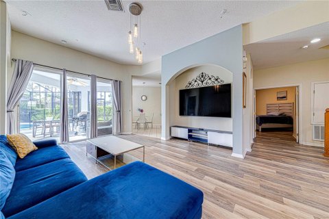 Casa en alquiler en Davenport, Florida, 6 dormitorios, 263.38 m2 № 1917359 - foto 11