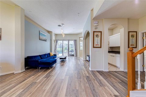 Casa en alquiler en Davenport, Florida, 6 dormitorios, 263.38 m2 № 1917359 - foto 10