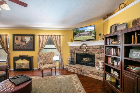 Casa en venta en Eustis, Florida, 4 dormitorios, 214.79 m2 № 1537227 - foto 15