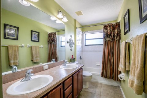 Casa en venta en Eustis, Florida, 4 dormitorios, 214.79 m2 № 1537227 - foto 22