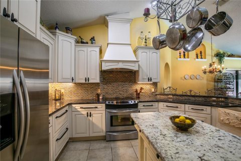 Casa en venta en Eustis, Florida, 4 dormitorios, 214.79 m2 № 1537227 - foto 5