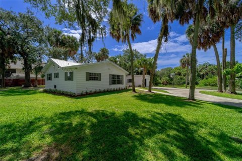 House in Tampa, Florida 3 bedrooms, 118.54 sq.m. № 1828486 - photo 4