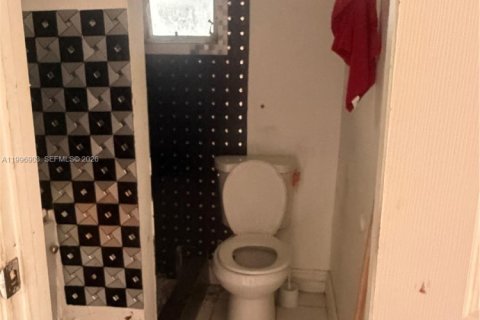 House in Miami, Florida 3 bedrooms № 2256122 - photo 13
