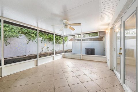 Condominio en venta en Temple Terrace, Florida, 3 dormitorios, 142.42 m2 № 1852568 - foto 15
