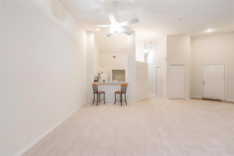 Condominio en venta en Temple Terrace, Florida, 3 dormitorios, 142.42 m2 № 1852568 - foto 7