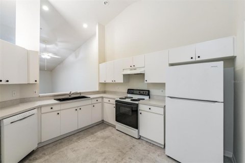 Condominio en venta en Temple Terrace, Florida, 3 dormitorios, 142.42 m2 № 1852568 - foto 11