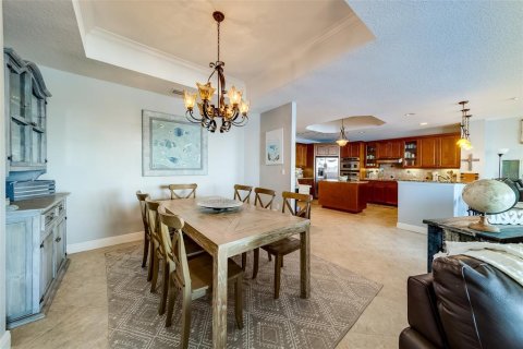 Condominio en alquiler en Redington Shores, Florida, 3 dormitorios, 280.56 m2 № 1524788 - foto 22