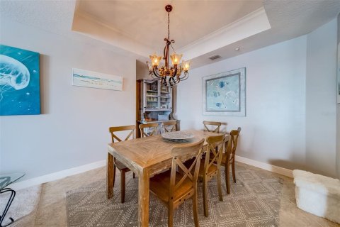 Condominio en alquiler en Redington Shores, Florida, 3 dormitorios, 280.56 m2 № 1524788 - foto 19
