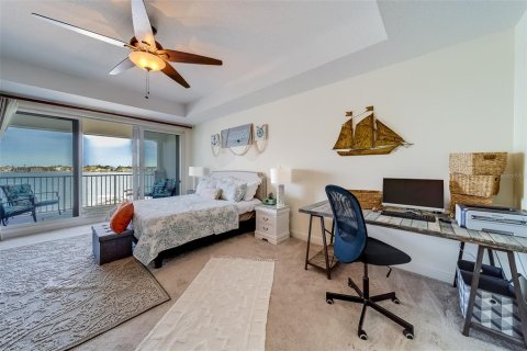Condominio en alquiler en Redington Shores, Florida, 3 dormitorios, 280.56 m2 № 1524788 - foto 30