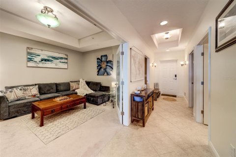 Condominio en alquiler en Redington Shores, Florida, 3 dormitorios, 280.56 m2 № 1524788 - foto 4