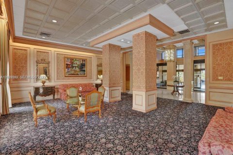 Condo in Hallandale Beach, Florida, 1 bedroom № 2145940 - photo 28