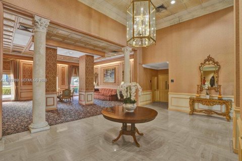 Condo in Hallandale Beach, Florida, 1 bedroom № 2145940 - photo 26