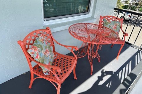 Apartment in Sarasota, Florida 2 bedrooms, 69.68 sq.m. № 2232063 - photo 21