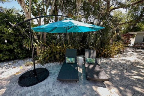 Apartment in Sarasota, Florida 2 bedrooms, 69.68 sq.m. № 2232063 - photo 28