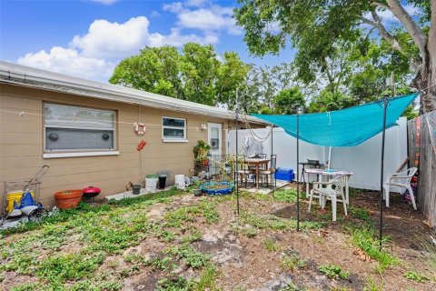 Immobilier commercial à vendre à Holiday, Floride: 4 chambres, 167.22 m2 № 2297051 - photo 24