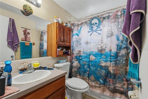 Immobilier commercial à vendre à Holiday, Floride: 4 chambres, 167.22 m2 № 2297051 - photo 22