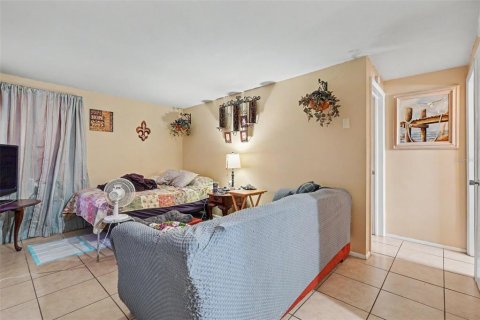 Immobilier commercial à vendre à Holiday, Floride: 4 chambres, 167.22 m2 № 2297051 - photo 3