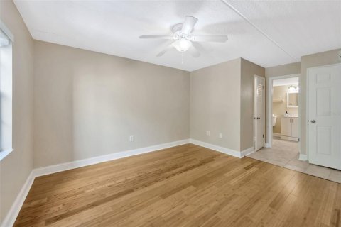 Copropriété à vendre à Tampa, Floride: 1 chambre, 72.09 m2 № 1918002 - photo 14