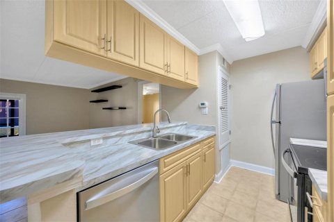 Copropriété à vendre à Tampa, Floride: 1 chambre, 72.09 m2 № 1918002 - photo 7
