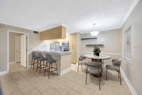 Copropriété à vendre à Tampa, Floride: 1 chambre, 72.09 m2 № 1918002 - photo 4