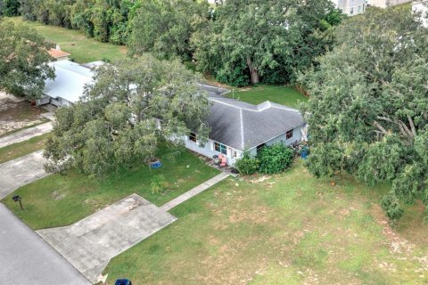 Propiedad comercial en venta en Sebring, Florida, 28 dormitorios, 181.35 m2 № 2407087 - foto 26