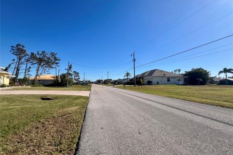 Terrain à vendre à Rotonda, Floride № 2104277 - photo 2