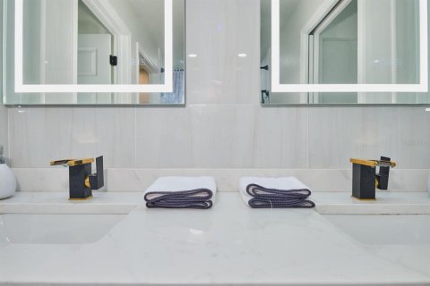 Купить виллу или дом в Пунта-Горда, Флорида 7 комнат, 148.64м2, № 2429115 - фото 29
