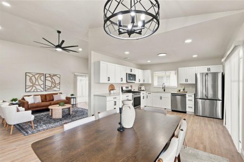 Casa en venta en Casselberry, Florida, 3 dormitorios, 143.16 m2 № 2429326 - foto 9