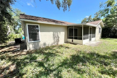Villa ou maison à louer à Deltona, Floride: 3 chambres, 113.25 m2 № 2150542 - photo 17