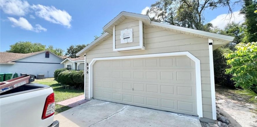 Villa ou maison à Deltona, Floride 3 chambres, 113.25 m2 № 2150542