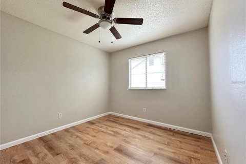 Villa ou maison à louer à Deltona, Floride: 3 chambres, 113.25 m2 № 2150542 - photo 13