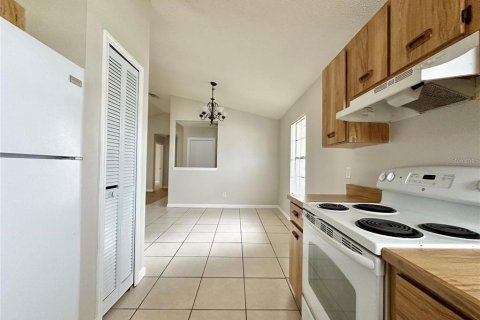 Villa ou maison à louer à Deltona, Floride: 3 chambres, 113.25 m2 № 2150542 - photo 7