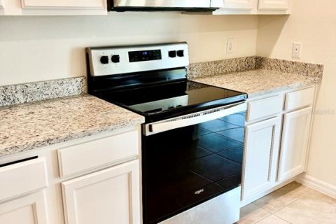 Casa en alquiler en Mount Dora, Florida, 3 dormitorios, 153.38 m2 № 1824931 - foto 4