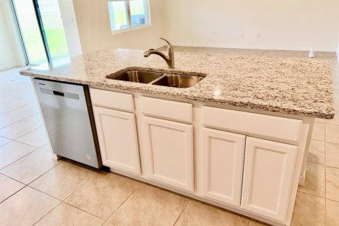 Casa en alquiler en Mount Dora, Florida, 3 dormitorios, 153.38 m2 № 1824931 - foto 3