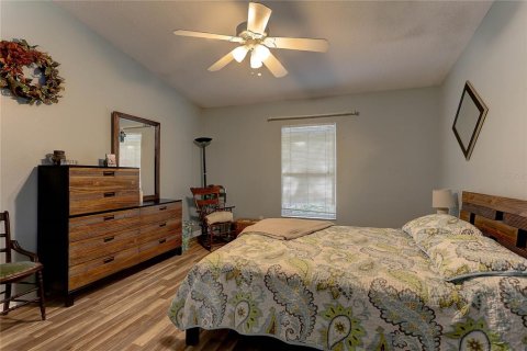 Condo in Temple Terrace, Florida, 3 bedrooms  № 1912748 - photo 17