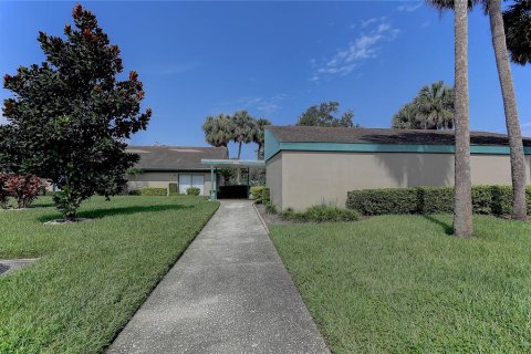 Condo in Temple Terrace, Florida, 3 bedrooms  № 1912748 - photo 25