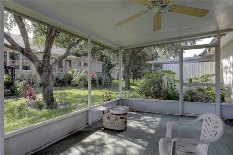 Condo in Temple Terrace, Florida, 3 bedrooms  № 1912748 - photo 9
