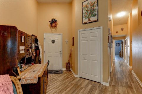 Condo in Temple Terrace, Florida, 3 bedrooms  № 1912748 - photo 6