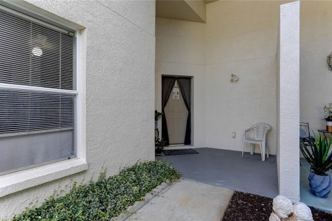 Condo in Temple Terrace, Florida, 3 bedrooms  № 1912748 - photo 4