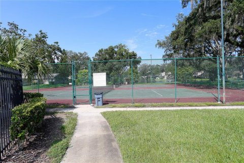 Condo in Temple Terrace, Florida, 3 bedrooms  № 1912748 - photo 28
