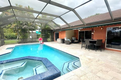 Купить виллу или дом в Хомстед, Флорида 4 спальни, 189.52м2, № 1995412 - фото 12