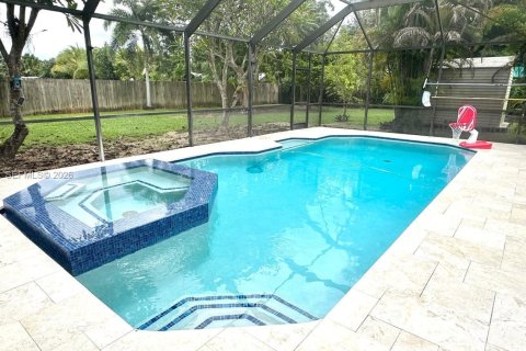 Купить виллу или дом в Хомстед, Флорида 4 спальни, 189.52м2, № 1995412 - фото 9