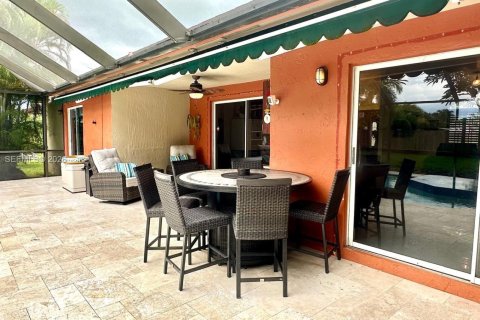 Купить виллу или дом в Хомстед, Флорида 4 спальни, 189.52м2, № 1995412 - фото 11