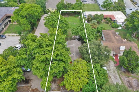 Casa en Hollywood, Florida 3 dormitorios, 85.1 m2 № 2363506