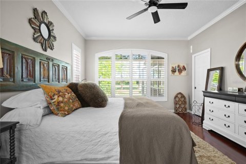 House in Tarpon Springs, Florida 2 bedrooms, 171.03 sq.m. № 1899611 - photo 18