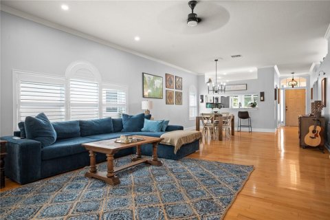 House in Tarpon Springs, Florida 2 bedrooms, 171.03 sq.m. № 1899611 - photo 11